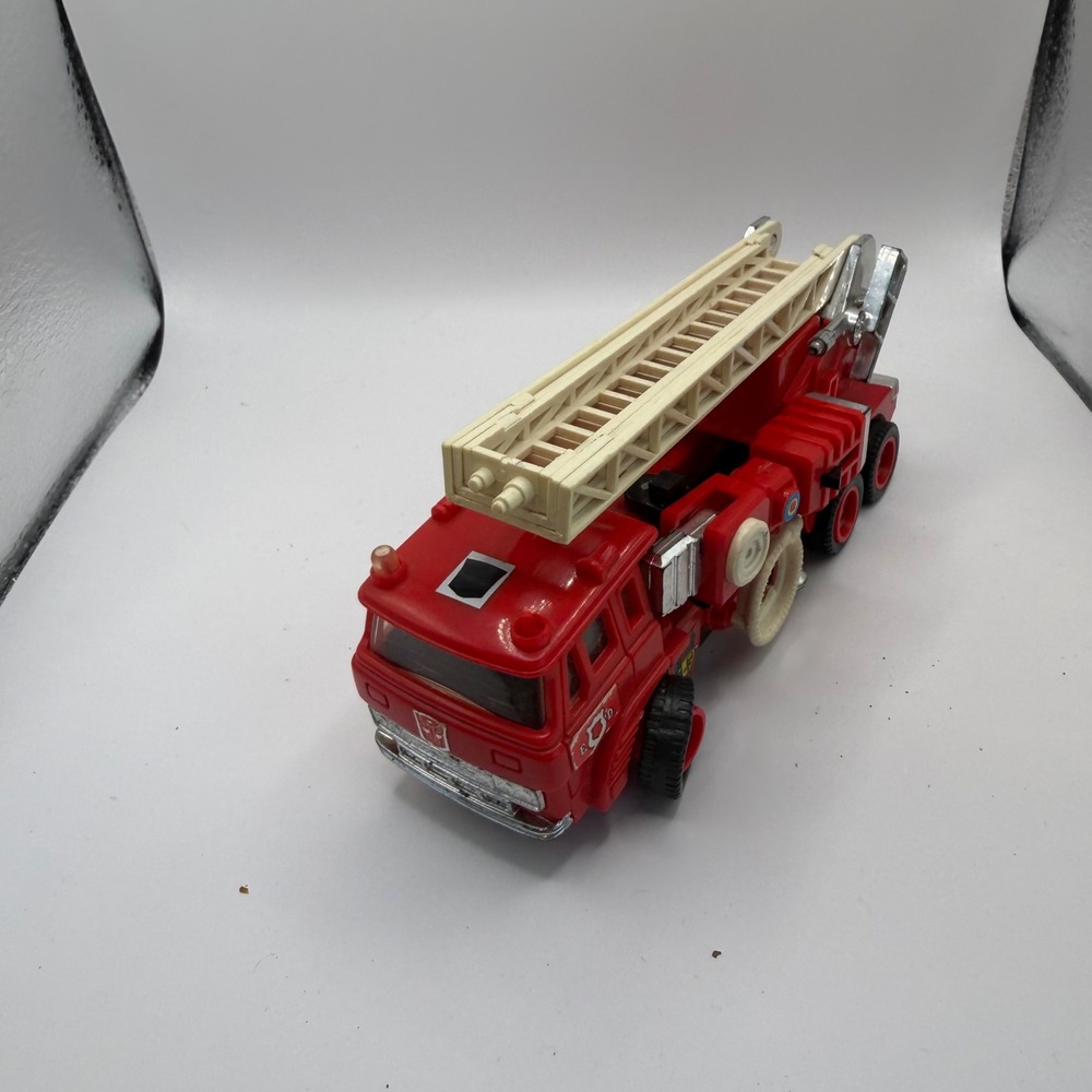 Vintage Transformers G1 Inferno Autobot Fire Truck Action Figure 1984‎ Hasbro